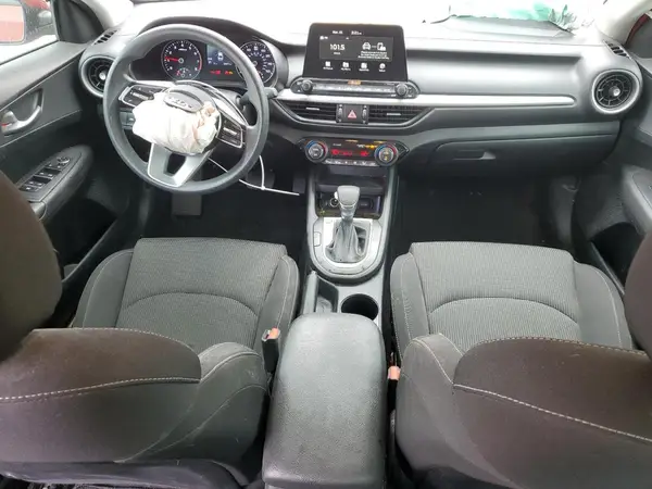 3KPF24AD8KE027468 2019 KIA FORTE - Image 8