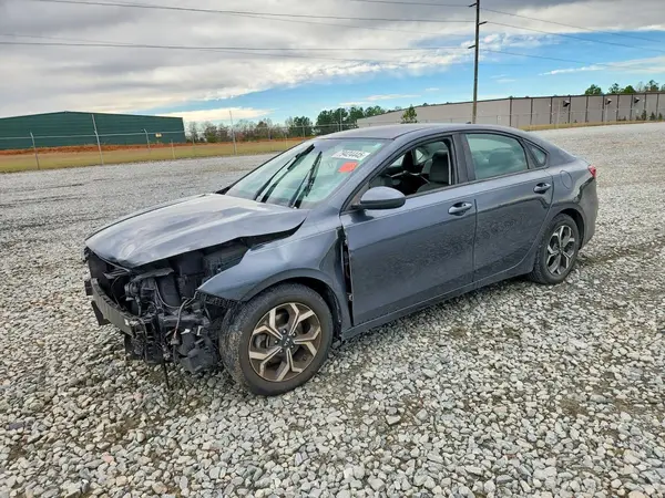 3KPF24AD8KE029589 2019 KIA FORTE - Image 1