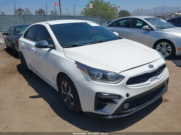 3KPF24AD8KE029608 2019 KIA FORTE - Image 1