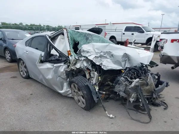 3KPF24AD8KE032587 2019 KIA FORTE - Image 1