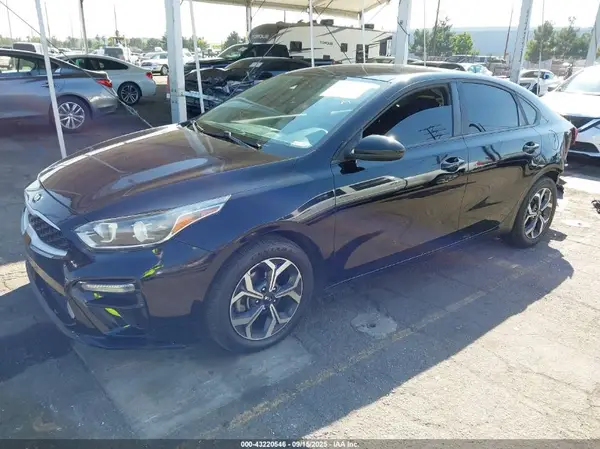 3KPF24AD8KE034243 2019 KIA FORTE - Image 2