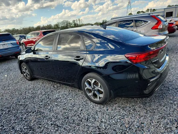 3KPF24AD8KE037272 2019 KIA FORTE - Image 2