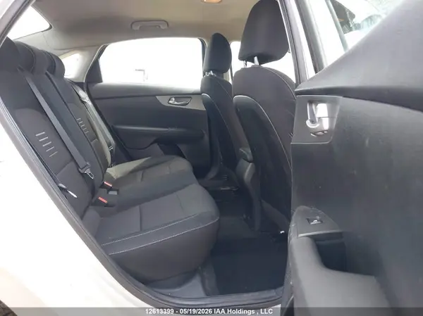 3KPF24AD8KE042066 2019 KIA FORTE - Image 8