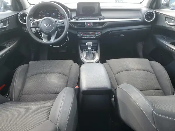 3KPF24AD8KE042312 2019 KIA FORTE - Image 8