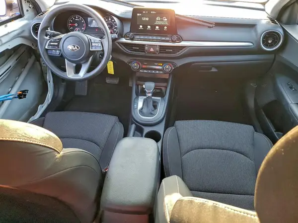 3KPF24AD8KE043377 2019 KIA FORTE - Image 8