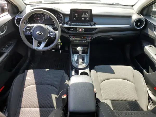 3KPF24AD8KE045517 2019 KIA FORTE - Image 8