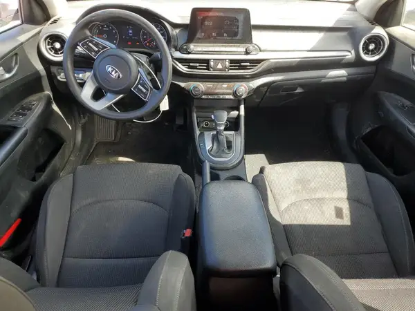 3KPF24AD8KE046425 2019 KIA FORTE - Image 8