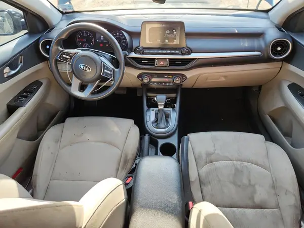 3KPF24AD8KE050068 2019 KIA FORTE - Image 8