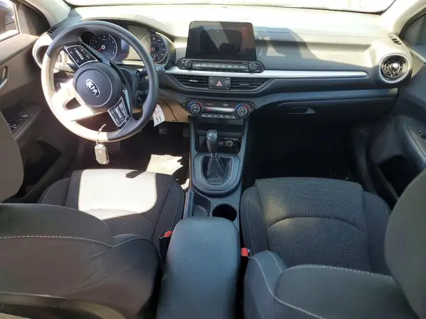 3KPF24AD8KE051480 2019 KIA FORTE - Image 8
