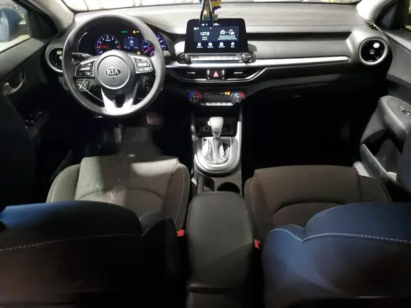 3KPF24AD8KE052824 2019 KIA FORTE - Image 8
