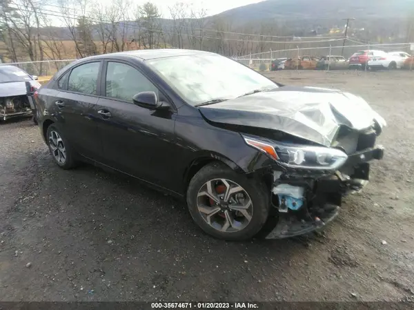 3KPF24AD8KE053567 2019 KIA FORTE - Image 1