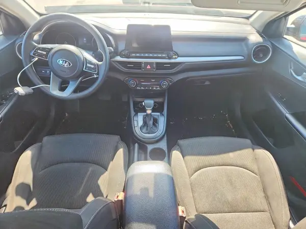 3KPF24AD8KE056078 2019 KIA FORTE - Image 8
