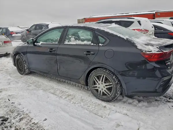 3KPF24AD8KE057912 2019 KIA FORTE - Image 2