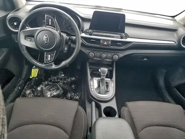 3KPF24AD8KE057912 2019 KIA FORTE - Image 8