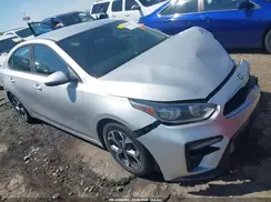 3KPF24AD8KE058557 2019 KIA FORTE