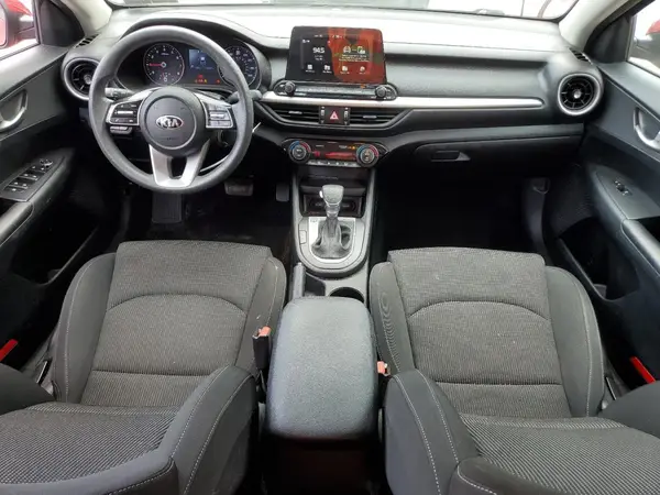 3KPF24AD8KE061202 2019 KIA FORTE - Image 8