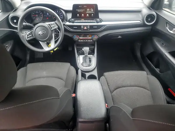 3KPF24AD8KE061684 2019 KIA FORTE - Image 8