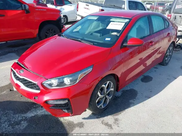 3KPF24AD8KE068313 2019 KIA FORTE - Image 2