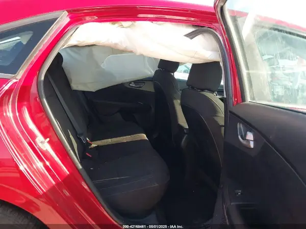 3KPF24AD8KE068313 2019 KIA FORTE - Image 8
