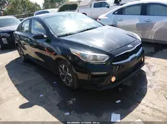 3KPF24AD8KE070241 2019 KIA FORTE