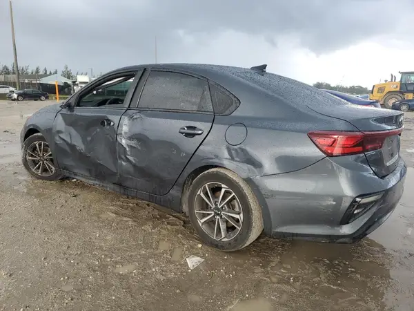 3KPF24AD8KE071731 2019 KIA FORTE - Image 2