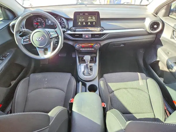 3KPF24AD8KE073026 2019 KIA FORTE - Image 8