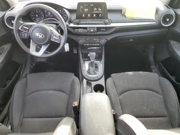 3KPF24AD8KE076038 2019 KIA FORTE - Image 8