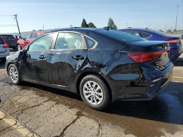 3KPF24AD8KE081563 2019 KIA FORTE - Image 2