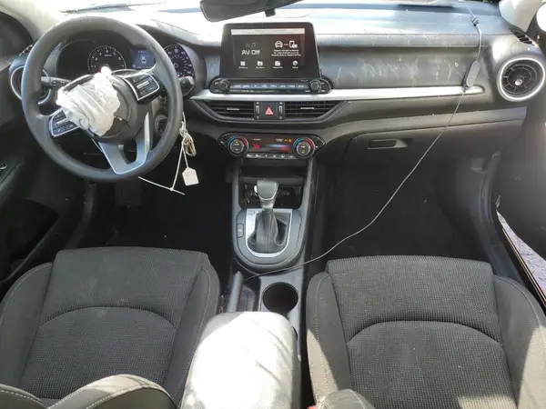 3KPF24AD8KE081563 2019 KIA FORTE - Image 8