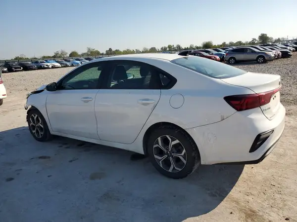 3KPF24AD8KE082308 2019 KIA FORTE - Image 2