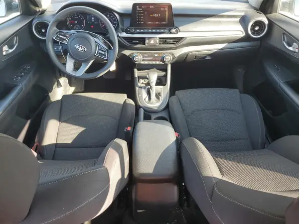 3KPF24AD8KE082308 2019 KIA FORTE - Image 8