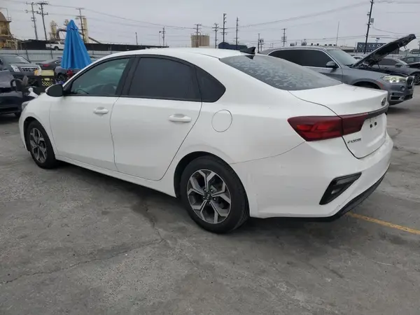 3KPF24AD8KE082468 2019 KIA FORTE - Image 2