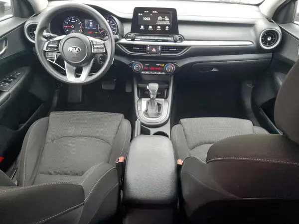 3KPF24AD8KE082468 2019 KIA FORTE - Image 8