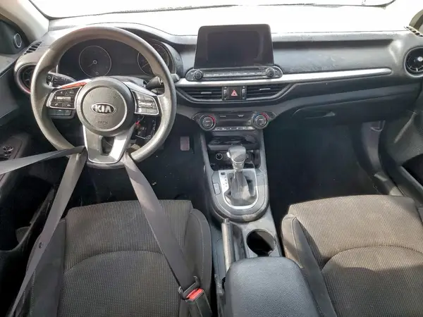 3KPF24AD8KE082616 2019 KIA FORTE - Image 8