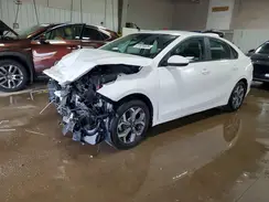3KPF24AD8KE082728 2019 KIA FORTE