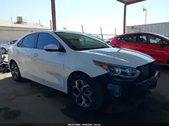 3KPF24AD8KE083622 2019 KIA FORTE