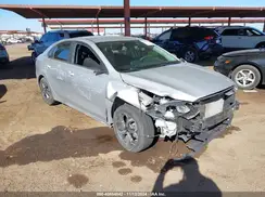 3KPF24AD8KE083894 2019 KIA FORTE