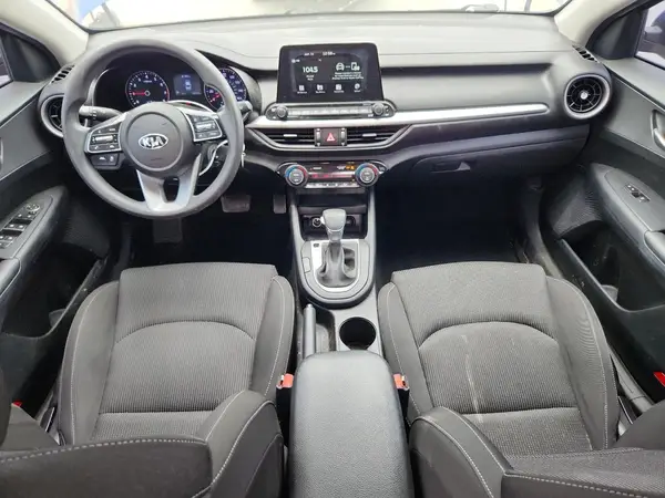 3KPF24AD8KE084754 2019 KIA FORTE - Image 8