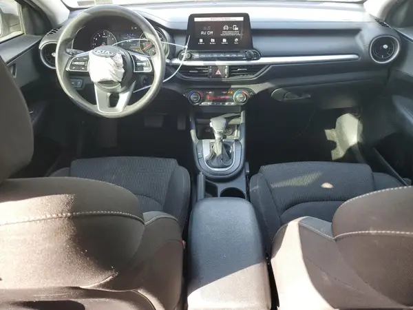 3KPF24AD8KE085791 2019 KIA FORTE - Image 8