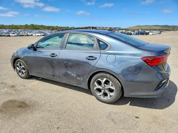 3KPF24AD8KE086391 2019 KIA FORTE - Image 2