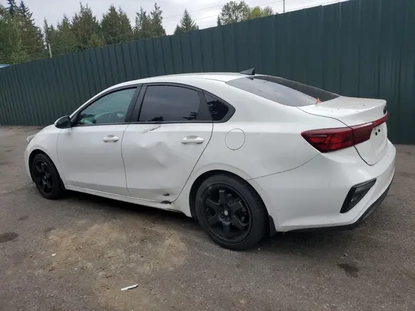 3KPF24AD8KE088447 2019 KIA FORTE - Image 2