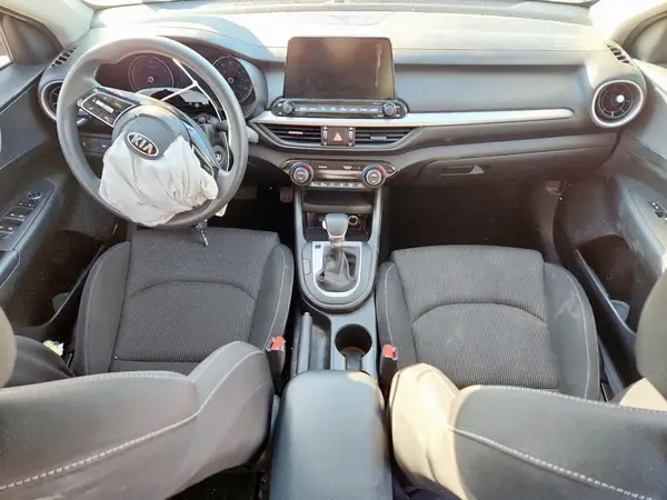 3KPF24AD8KE092076 2019 KIA FORTE - Image 8