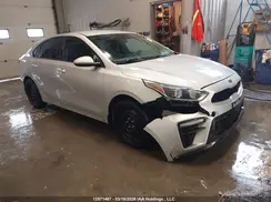 3KPF24AD8KE093809 2019 KIA FORTE