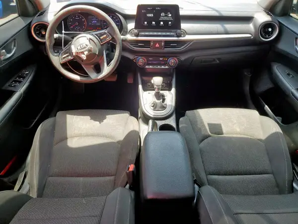 3KPF24AD8KE095110 2019 KIA FORTE - Image 8