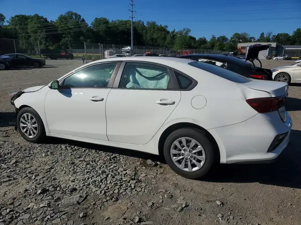 3KPF24AD8KE097293 2019 KIA FORTE - Image 2