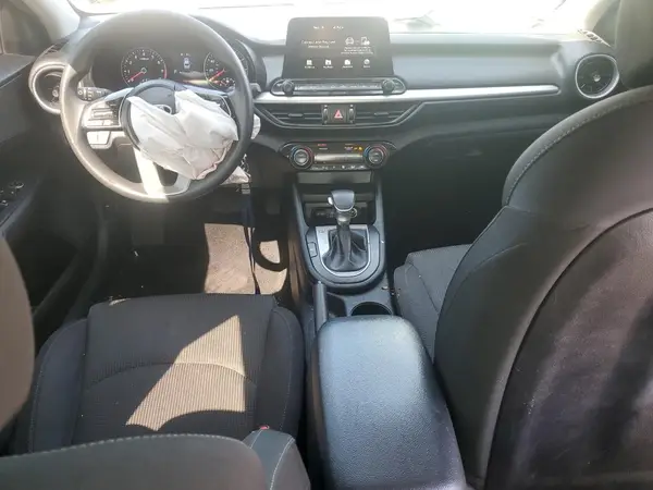 3KPF24AD8KE099321 2019 KIA FORTE - Image 8