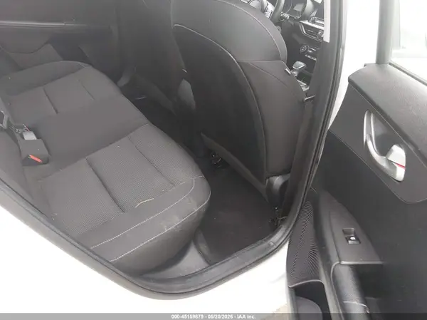 3KPF24AD8KE099934 2019 KIA FORTE - Image 8
