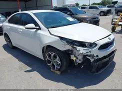 3KPF24AD8KE101505 2019 KIA FORTE