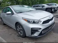 3KPF24AD8KE103464 2019 KIA FORTE