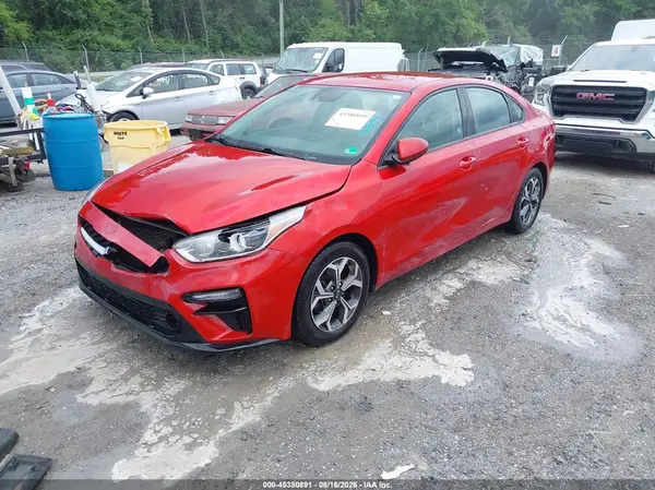 3KPF24AD8KE105022 2019 KIA FORTE - Image 2